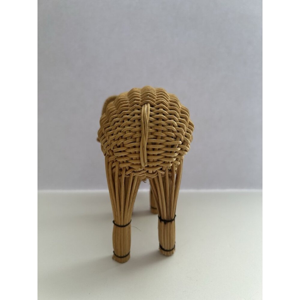 Vintage Wicker Elephant Statue Rattan Natural Handmade 7 inches x 5 1/2 inches - Picture 4 of 8